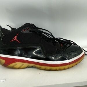 Air Jordan Elements 23 Athletic Sneakers